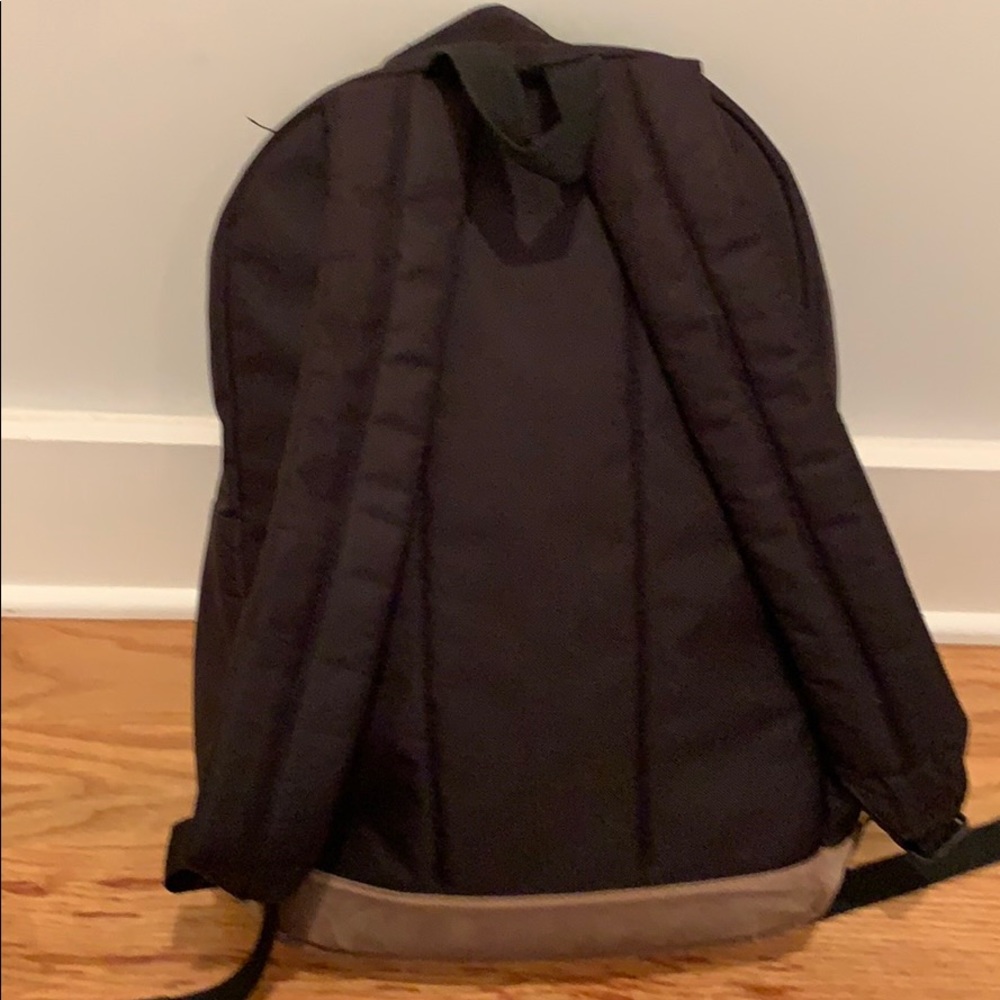 Black backpack - Picture 5 of 5